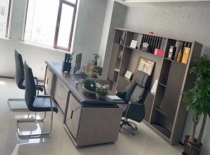 �ϰ���������